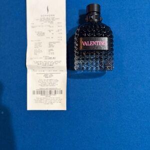 Valentino Born in roma colgone